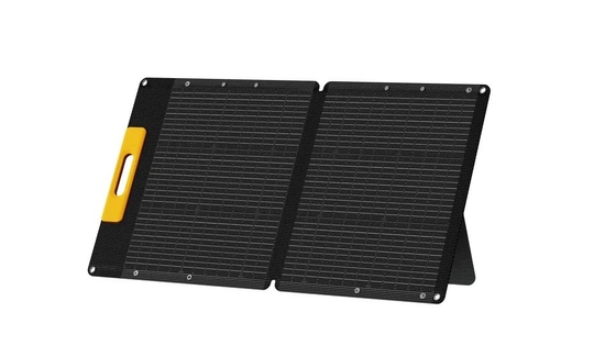 Centrale rechargeable portative d'utilisation à la maison avec de mini panneaux pliables d'énergie solaire
